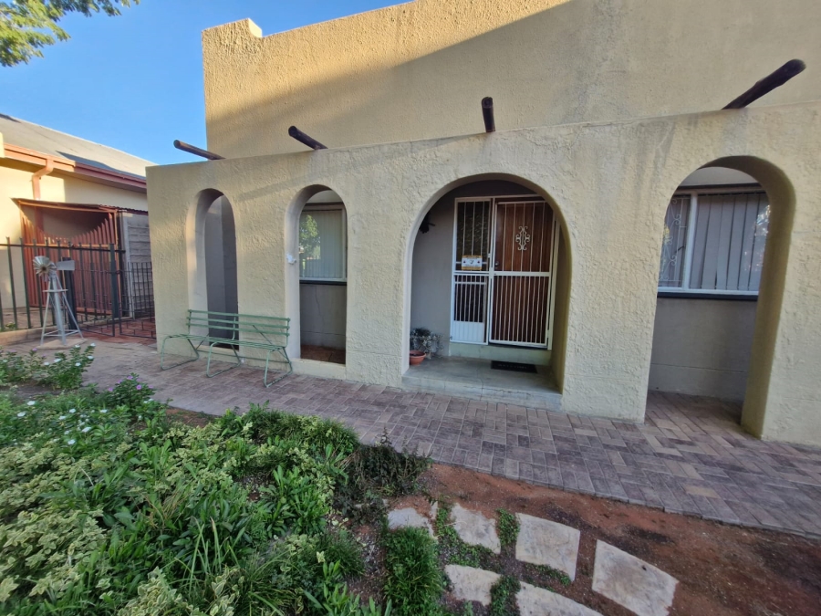 3 Bedroom Property for Sale in Keidebees Northern Cape
